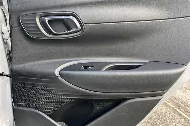 Hyundai BAYON 1.0 T-GDi Ultimate SUV 5dr Petrol Manual Euro 6 (s/s) (100 ps)