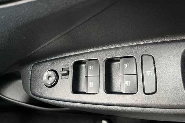 Hyundai i10 1.0 Advance Hatchback 5dr Petrol Manual Euro 6 (s/s) (63 ps)