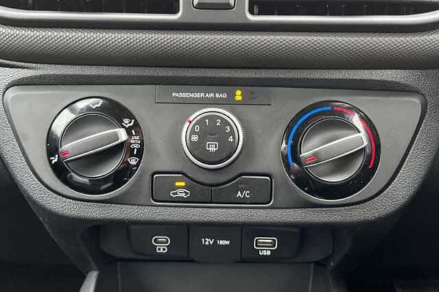 Hyundai i10 1.0 Advance Hatchback 5dr Petrol Auto Euro 6 (s/s) (63 ps)