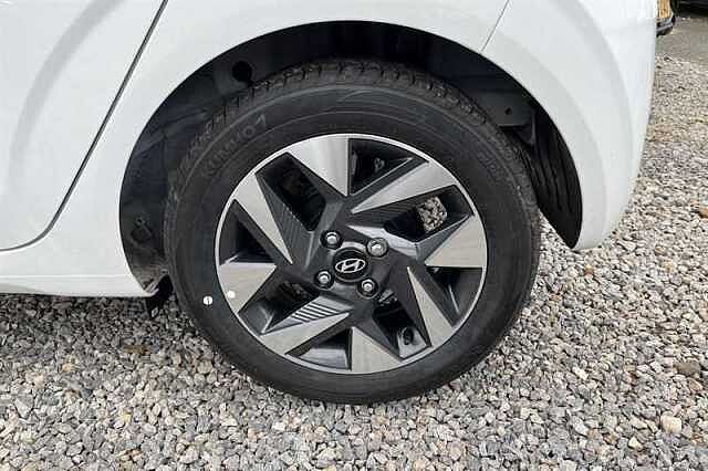 Hyundai I10 1.0 Advance Hatchback 5dr Petrol Auto Euro 6 (s/s) (63 ps) White