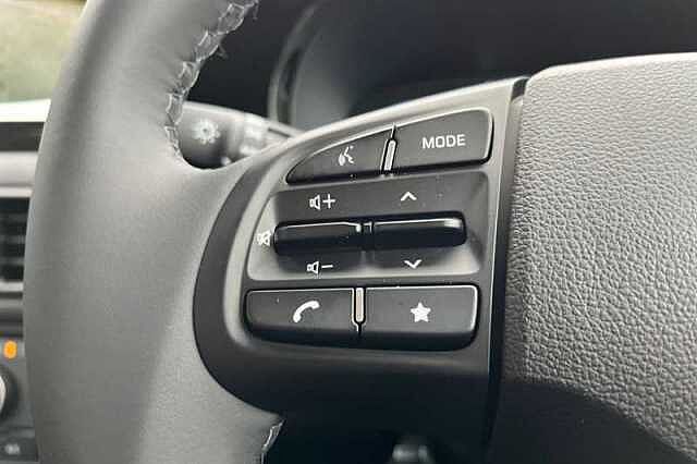 Hyundai I10 1.0 Advance Hatchback 5dr Petrol Auto Euro 6 (s/s) (63 ps) White