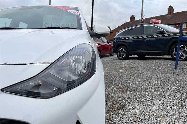 Hyundai I10 1.0 Advance Hatchback 5dr Petrol Auto Euro 6 (s/s) (63 ps) White