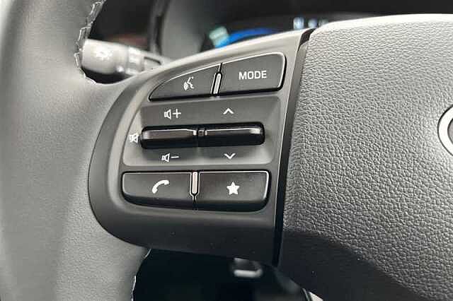 Hyundai I10 1.2 Advance Hatchback 5dr Petrol Auto Euro 6 (s/s) (79 ps) Black