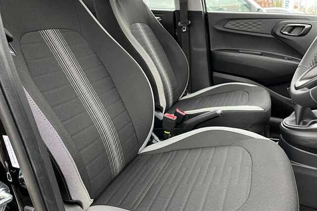 Hyundai I10 1.2 Advance Hatchback 5dr Petrol Auto Euro 6 (s/s) (79 ps) Black