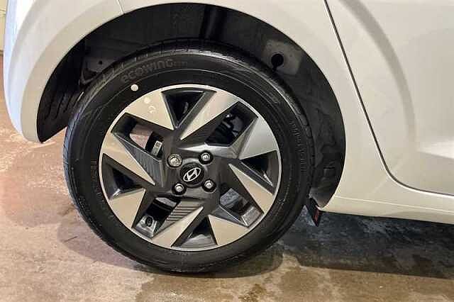 Hyundai I10 1.0 Advance Hatchback 5dr Petrol Auto Euro 6 (s/s) (63 ps) White