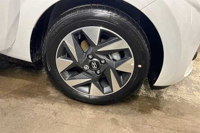 Hyundai I10 1.0 Advance Hatchback 5dr Petrol Auto Euro 6 (s/s) (63 ps) White