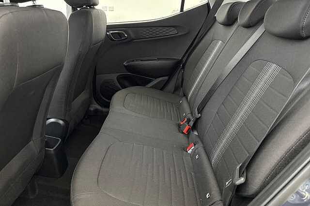 Hyundai KONA 1.6 h-GDi N Line SUV 5dr Petrol Hybrid DCT Euro 6 (s/s) (129 ps) Grey