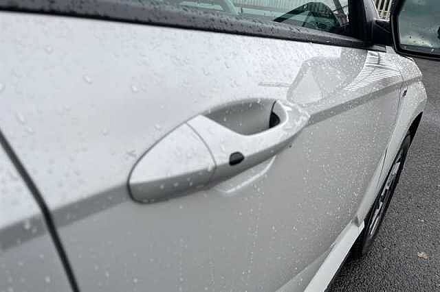 Hyundai KONA 1.6 h-GDi N Line SUV 5dr Petrol Hybrid DCT Euro 6 (s/s) (129 ps) Grey