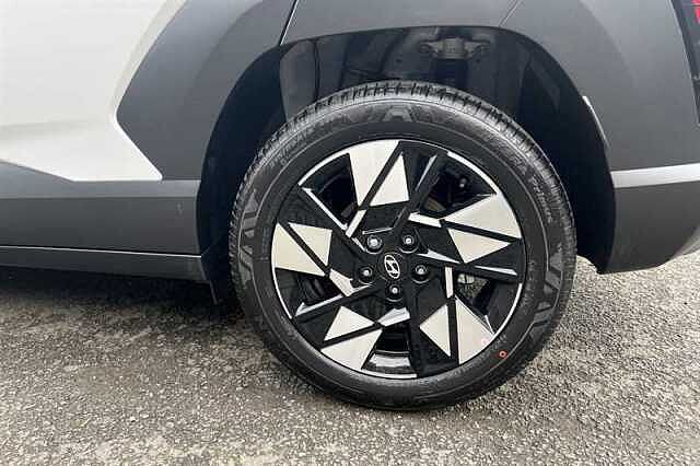 Hyundai KONA 1.6 h-GDi Advance SUV 5dr Petrol Hybrid DCT Euro 6 (s/s) (129 ps) White