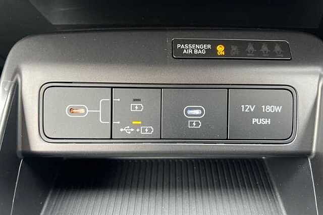 Hyundai KONA 1.6 h-GDi Advance SUV 5dr Petrol Hybrid DCT Euro 6 (s/s) (129 ps) White