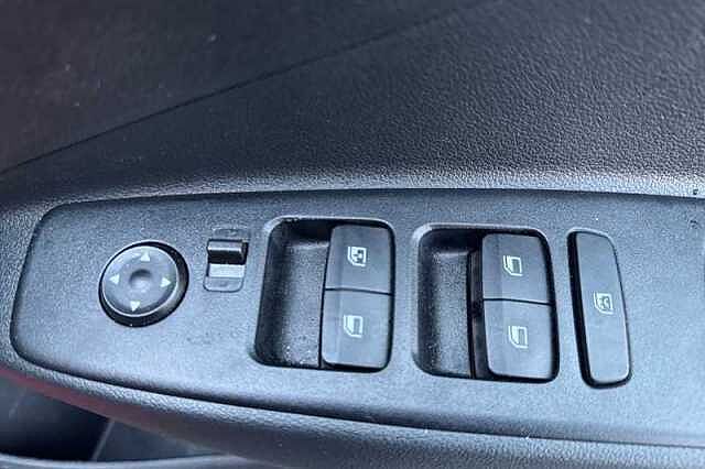 Hyundai i10 1.0 Advance Hatchback 5dr Petrol Auto Euro 6 (s/s) (63 ps)