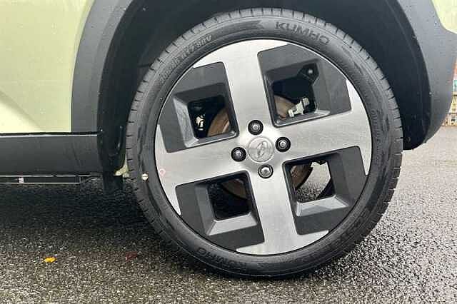 Hyundai INSTER Long Range 49kWh 02 SUV 5dr Electric Auto (115 ps) Beige