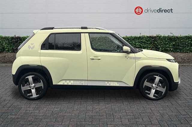 Hyundai INSTER Long Range 49kWh 02 SUV 5dr Electric Auto (115 ps) Beige