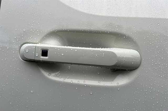 Hyundai INSTER Long Range 49kWh 02 SUV 5dr Electric Auto (115 ps) Beige