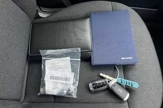 Hyundai INSTER Long Range 49kWh 02 SUV 5dr Electric Auto (115 ps) Beige