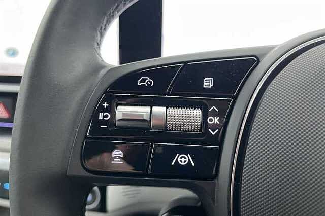 Hyundai IONIQ 6 77.4kWh Ultimate Saloon 4dr Electric Auto (228 ps) Blue