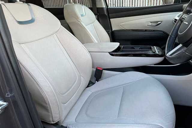 Hyundai TUCSON 1.6 T-GDi Ultimate SUV 5dr Petrol Hybrid Auto Euro 6 (s/s) (215 ps) Grey