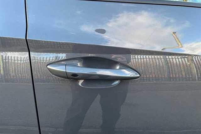 Hyundai TUCSON 1.6 T-GDi Ultimate SUV 5dr Petrol Hybrid Auto Euro 6 (s/s) (215 ps) Grey