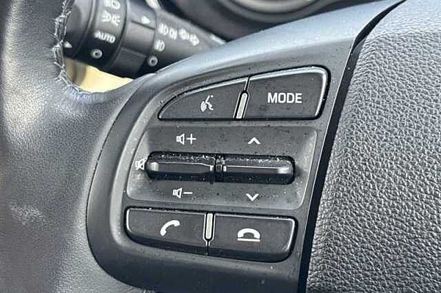 Hyundai i10 1.2 Premium Hatchback 5dr Petrol Manual Euro 6 (s/s) (84 ps)