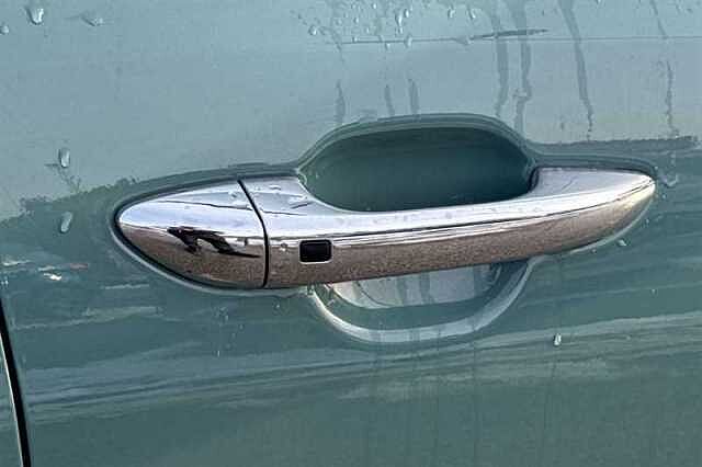 Hyundai i10 1.2 Premium Hatchback 5dr Petrol Manual Euro 6 (s/s) (84 ps)