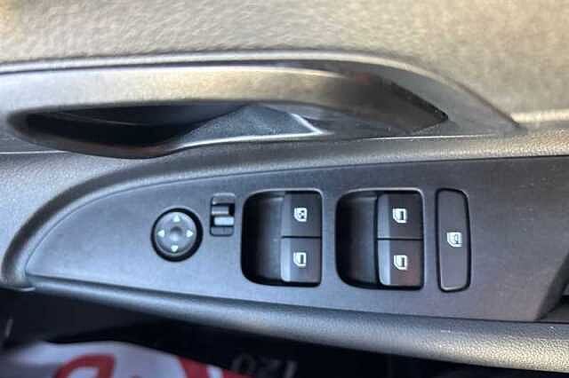 Hyundai i20 1.0 T-GDi Advance Hatchback 5dr Petrol DCT Euro 6 (s/s) (100 ps)