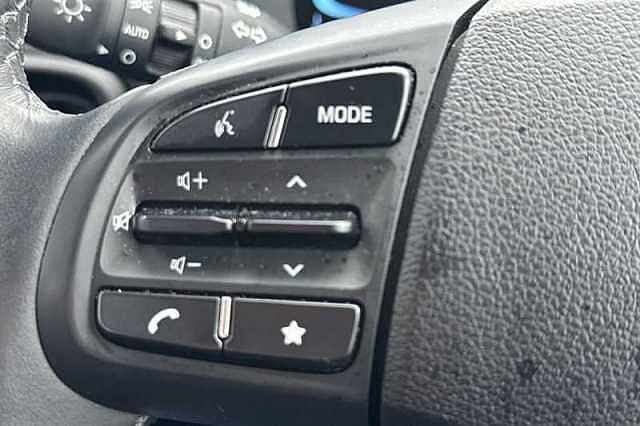 Hyundai I10 1.0 Advance Hatchback 5dr Petrol Auto Euro 6 (s/s) (67 ps) Red