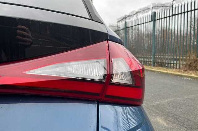 Hyundai i20 1.0 T-GDi Premium Hatchback 5dr Petrol DCT Euro 6 (s/s) (100 ps)