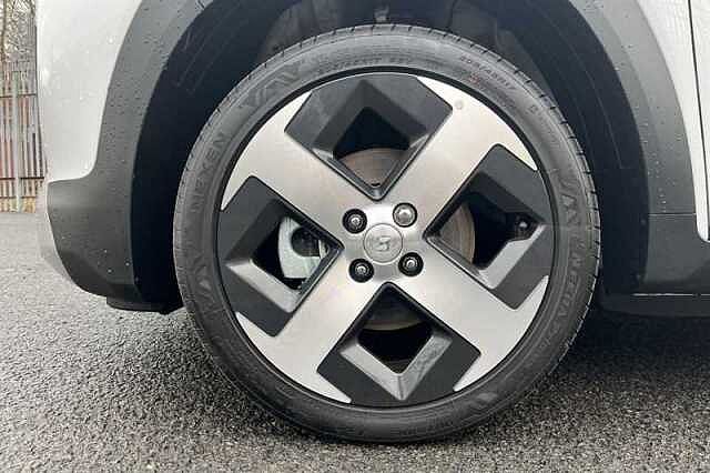 Hyundai INSTER Long Range 49kWh 02 SUV 5dr Electric Auto (115 ps)