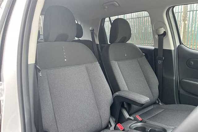 Hyundai INSTER Long Range 49kWh 02 SUV 5dr Electric Auto (115 ps)