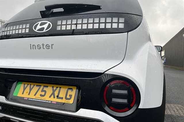 Hyundai INSTER Long Range 49kWh 02 SUV 5dr Electric Auto (115 ps)