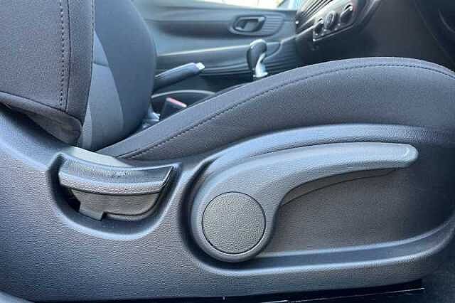 Hyundai I20 1.0 T-GDi Black Line Hatchback 5dr Petrol Manual Euro 6 (s/s) (90 ps)