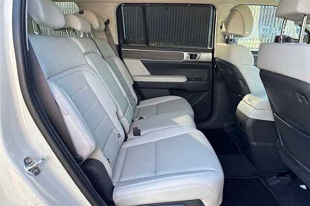 Hyundai SANTA FE 1.6 h T-GDi Premium SUV 5dr Petrol Hybrid Auto 4WD Euro 6 (s/s) (7Seat) (215 ps) Green