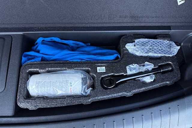 Hyundai SANTA FE 1.6 h T-GDi Premium SUV 5dr Petrol Hybrid Auto 4WD Euro 6 (s/s) (7Seat) (215 ps) Green
