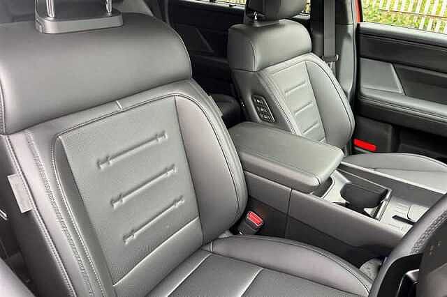 Hyundai SANTA FE 1.6 T-GDi 13.8kWh Calligraphy SUV 5dr Petrol Plug-in Hybrid Auto 4WD Euro 6 (s/s Orange