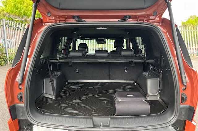 Hyundai SANTA FE 1.6 T-GDi 13.8kWh Calligraphy SUV 5dr Petrol Plug-in Hybrid Auto 4WD Euro 6 (s/s Orange