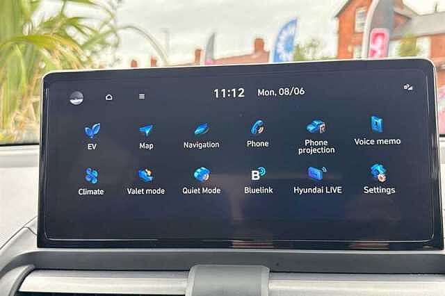 Hyundai INSTER Long Range 49kWh 02 SUV 5dr Electric Auto (115 ps) Yellow