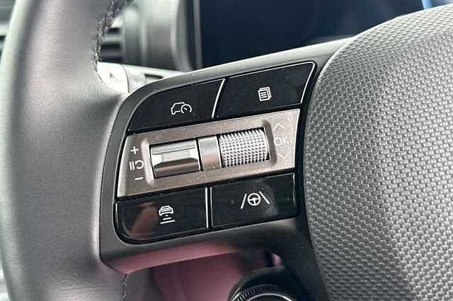 Hyundai INSTER Long Range 49kWh 02 SUV 5dr Electric Auto (115 ps) Yellow