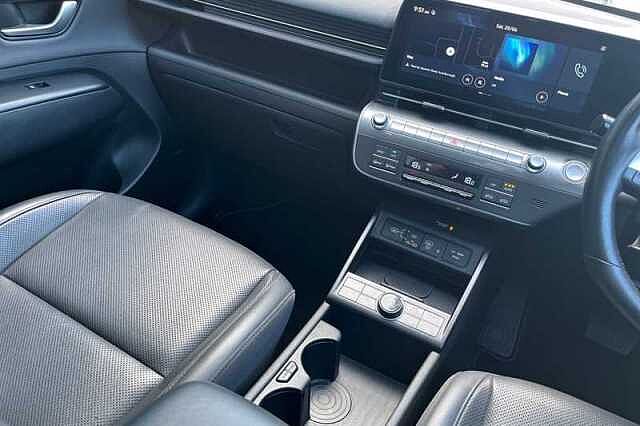 Hyundai KONA 1.0 T-GDi Ultimate SUV 5dr Petrol DCT Euro 6 (s/s) (120 ps) Silver