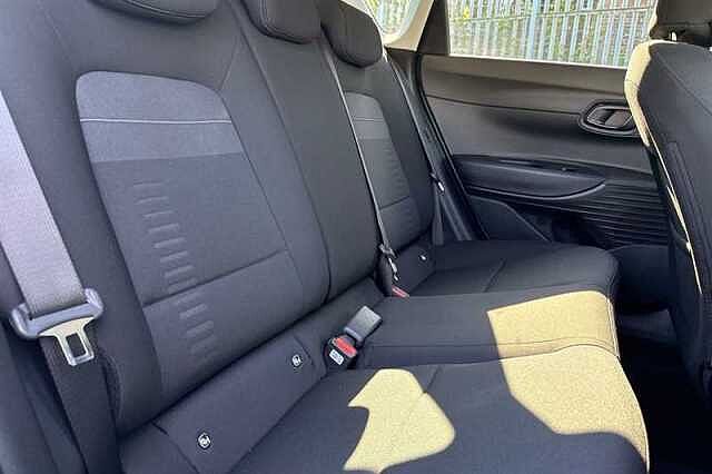 Hyundai BAYON 1.0 T-GDi Tech Line SUV 5dr Petrol DCT Euro 6 (s/s) (90 ps)