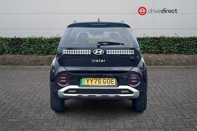 Hyundai INSTER Long Range 49kWh 02 SUV 5dr Electric Auto (115 ps) Black