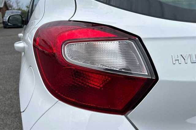 Hyundai i10 1.0 Advance Hatchback 5dr Petrol Manual Euro 6 (s/s) (63 ps)