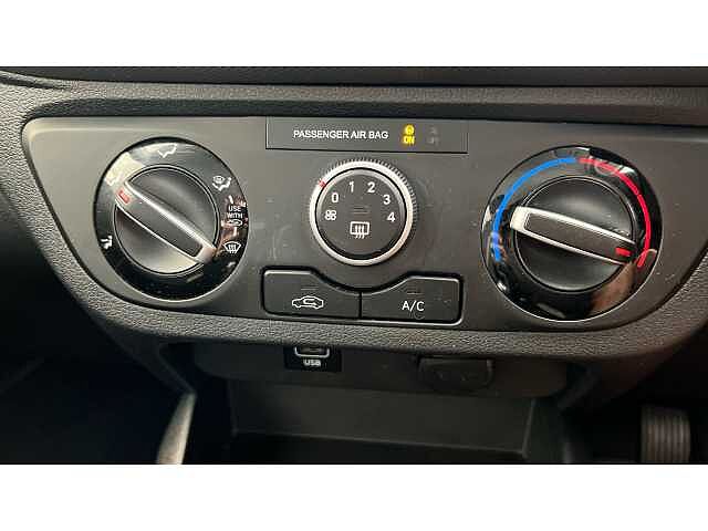 Hyundai i10 1.0 MPi SE Connect 5dr