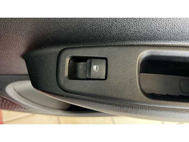 Hyundai i10 1.0 MPi SE Connect 5dr