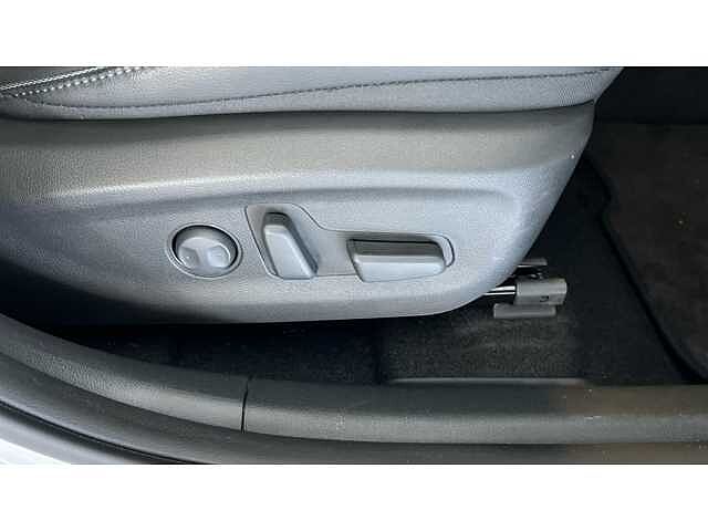 Hyundai Kona 150kW Premium SE 64kWh 5dr Auto