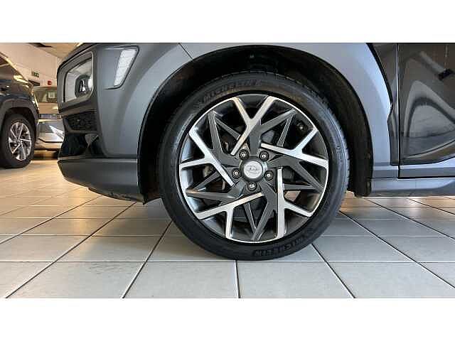 Hyundai KONA KONA 1.6 GDi Hybrid Premium SE 5dr DCT BLACK