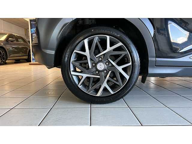 Hyundai KONA KONA 1.6 GDi Hybrid Premium SE 5dr DCT BLACK