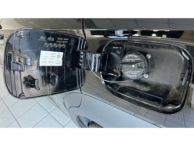 Hyundai KONA KONA 1.6 GDi Hybrid Premium SE 5dr DCT BLACK