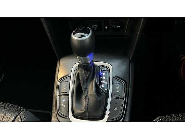 Hyundai KONA KONA 1.6 GDi Hybrid Premium SE 5dr DCT BLACK