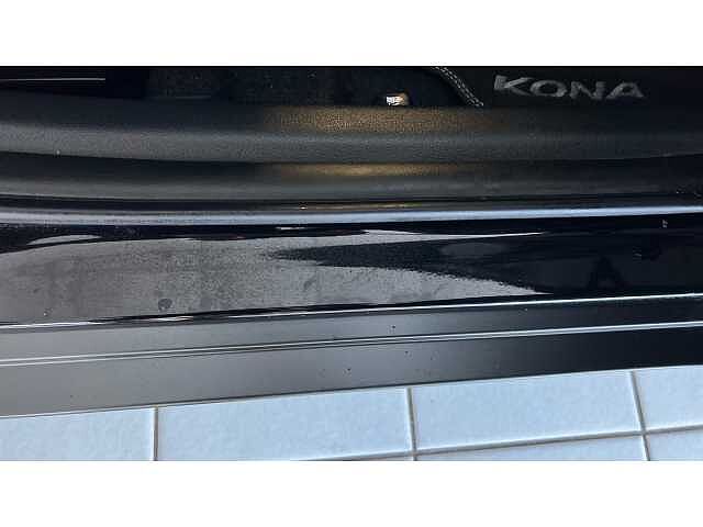 Hyundai KONA KONA 1.6 GDi Hybrid Premium SE 5dr DCT BLACK