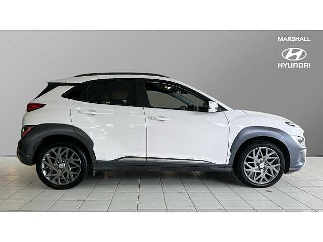 Hyundai KONA 1.6 GDi Hybrid Premium 5dr DCT White